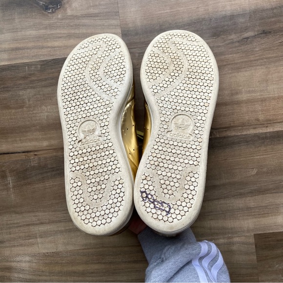 Adidas Stan Smith Gold Sneakers | Women’s 9.5 | Mens 8 - Picture 6 of 6